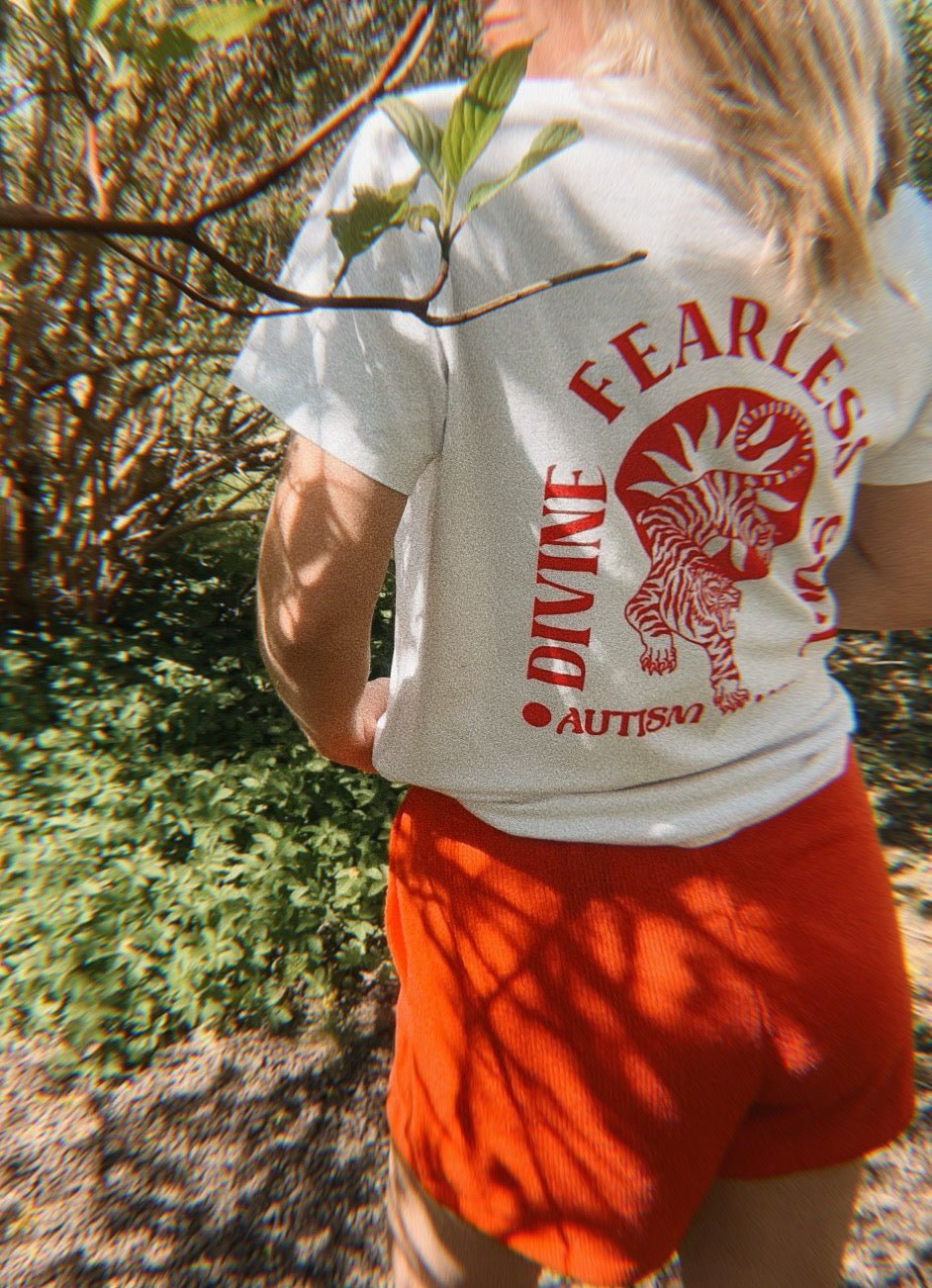 Divine Fearless Mom - Womens Regular Tee